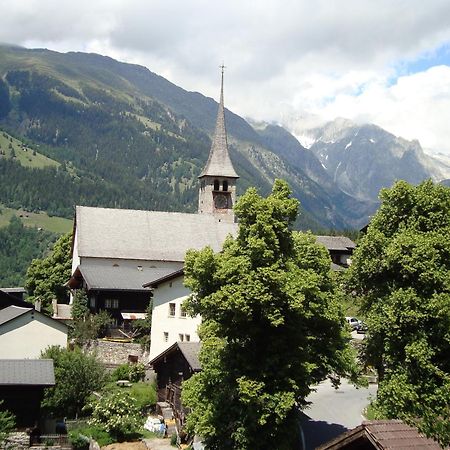 Hotel Restaurant Alpenblick Ernen Bagian luar foto